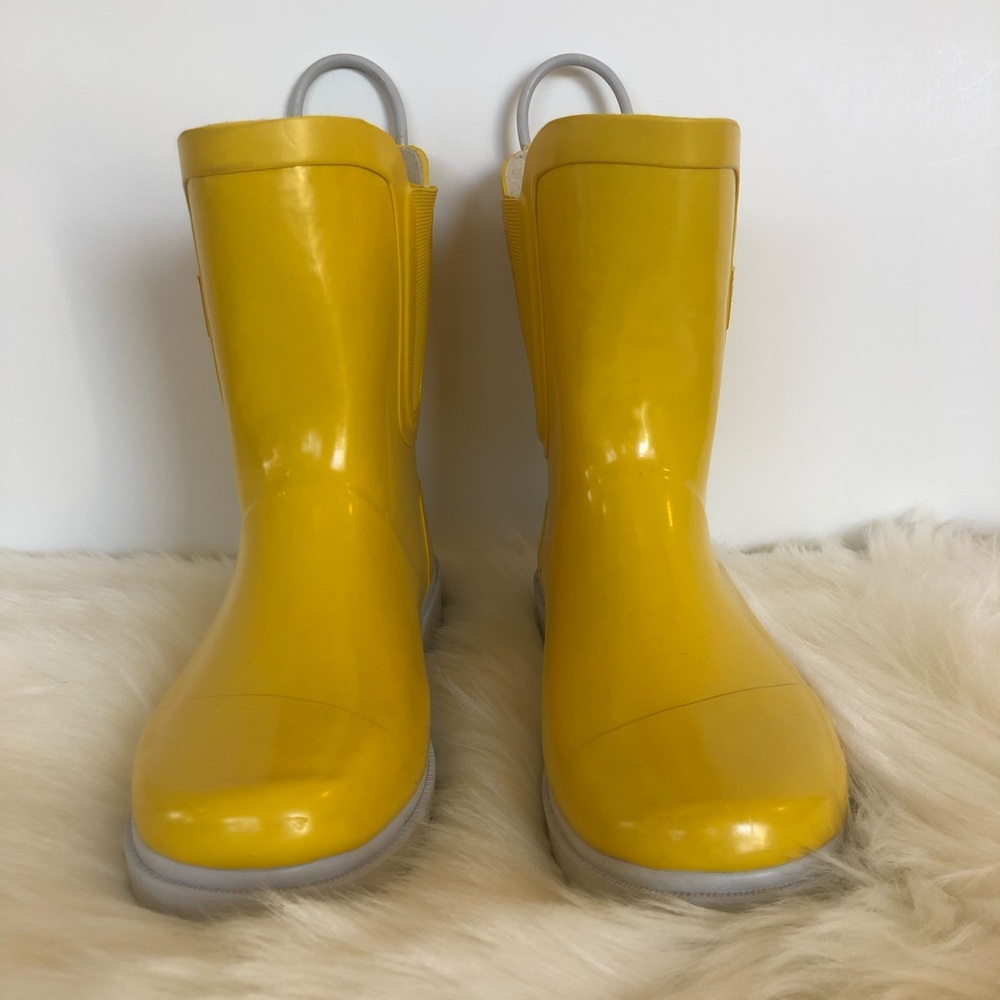 TOMS Yellow Youth Size: 6 Rain Boots